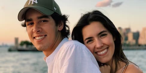 El hermano de Paulina Vega que roba suspiros: es piloto de carreras