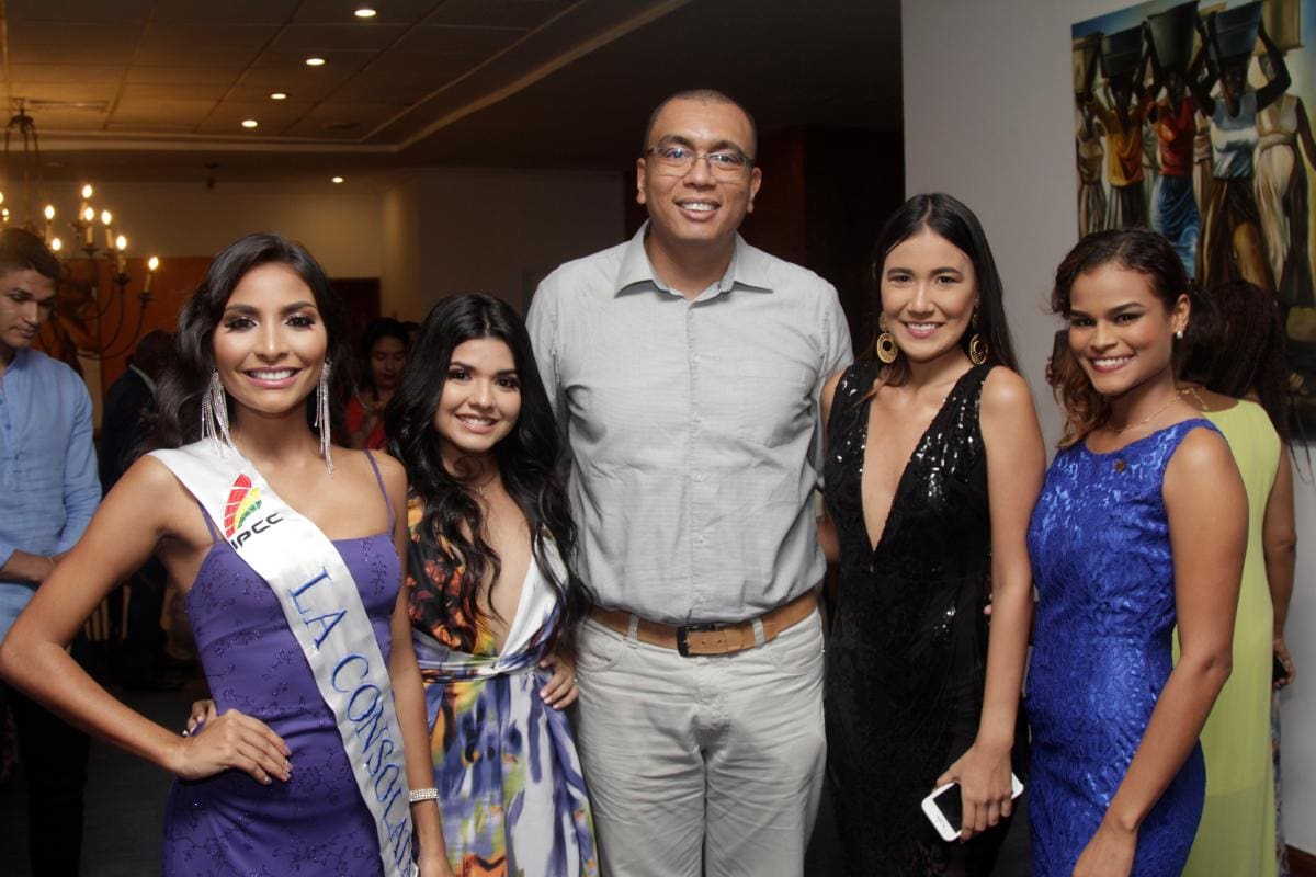 Katherin Noriega, Sara Pulgar, Luis Carlos Zúñiga, Julis Ñungo y María José Zambrano.