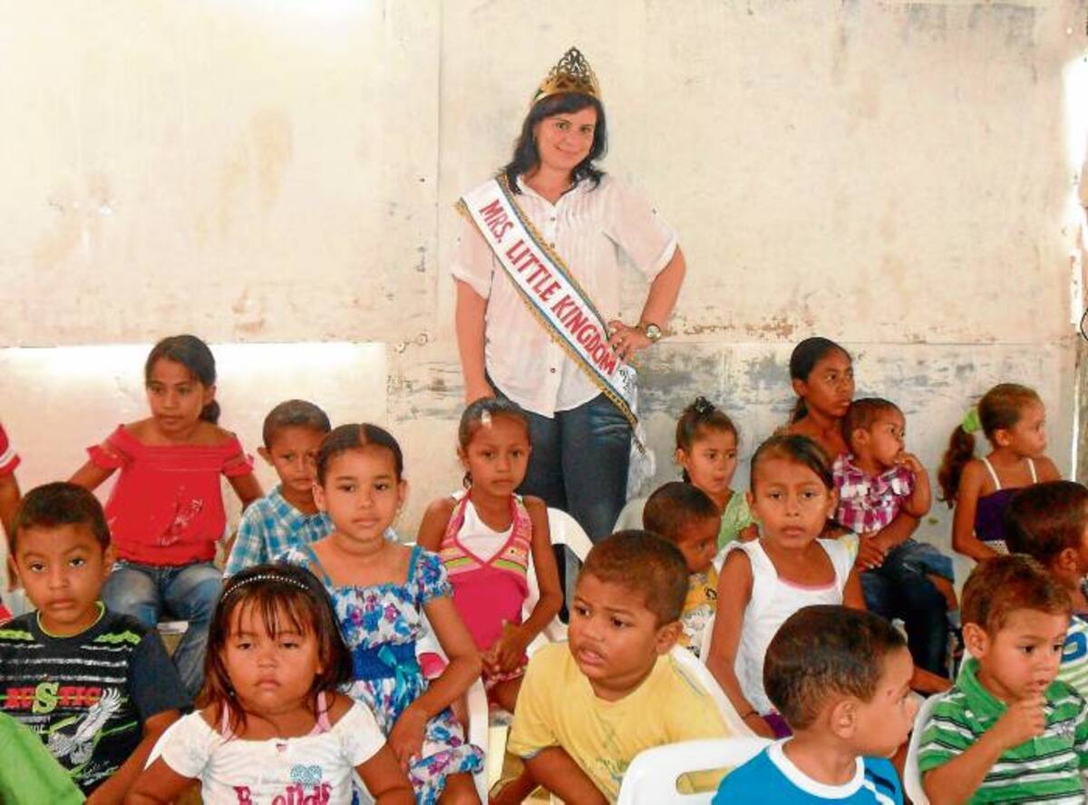 María Patricia Barreto, reina madre, en la actividad.