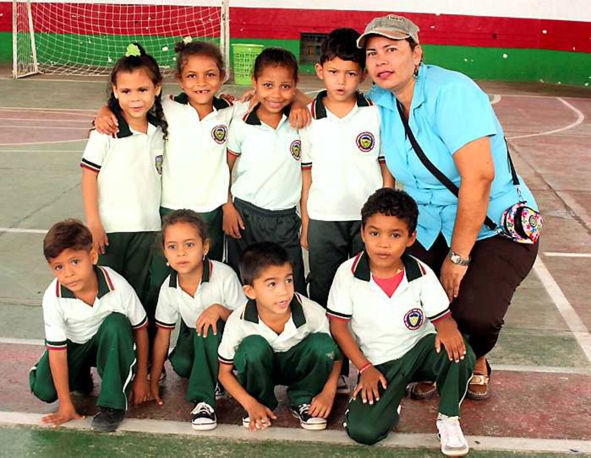 San Vicente se alzó con el título del futbolito de los Juegos Preescolares del Imder-Sincelejo. Foto/ Manuel Santiago Pérez.