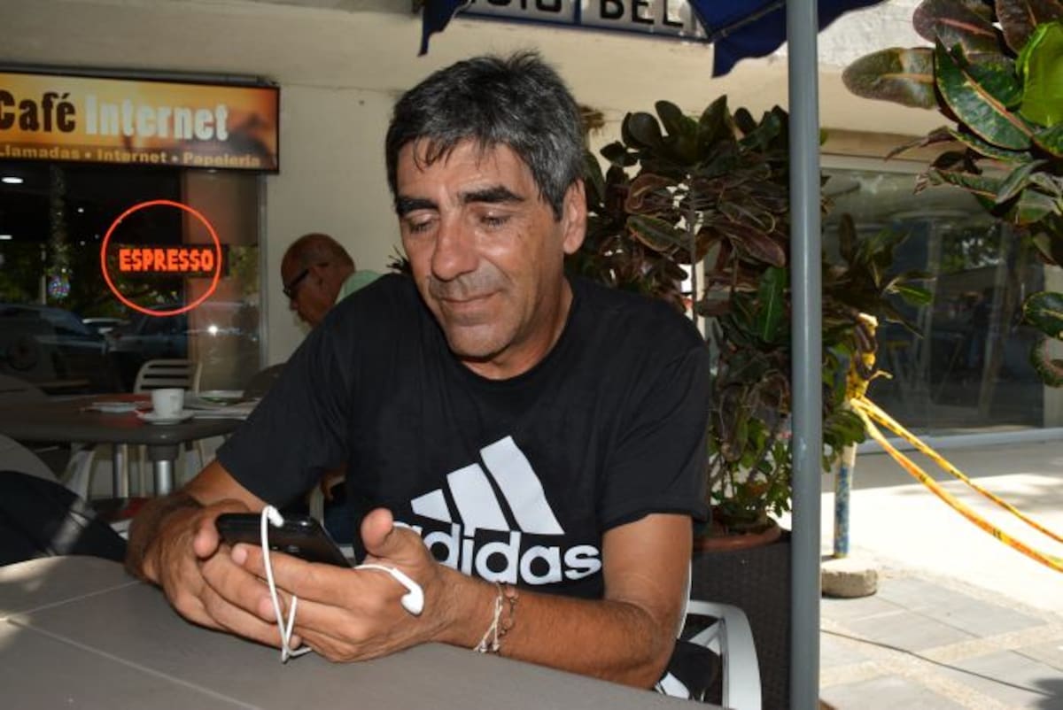 Óscar ‘el Pájaro’ Juárez hoy vive feliz en el barrio El Laguito, en Cartagena de Indias. Foto: Pedro Torres.