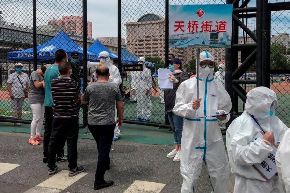 Beijing toma medidas para frenar repunte del virus