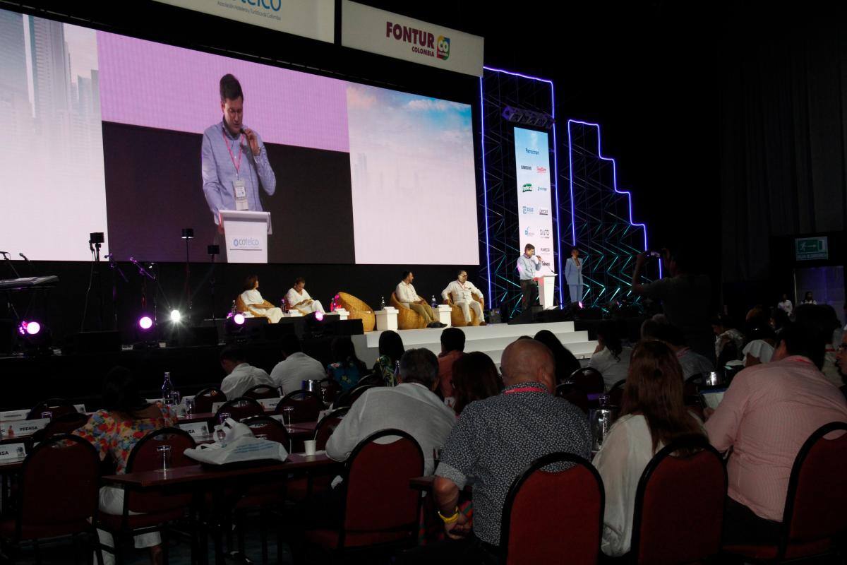 José Andrés Duarte García, presidente ejecutivo de Cotelco, en la instalación del Congreso Nacional de la Hotelería, en el Centro de Convenciones del Hotel Las Américas. // ZENIA VALDELAMAR - EU