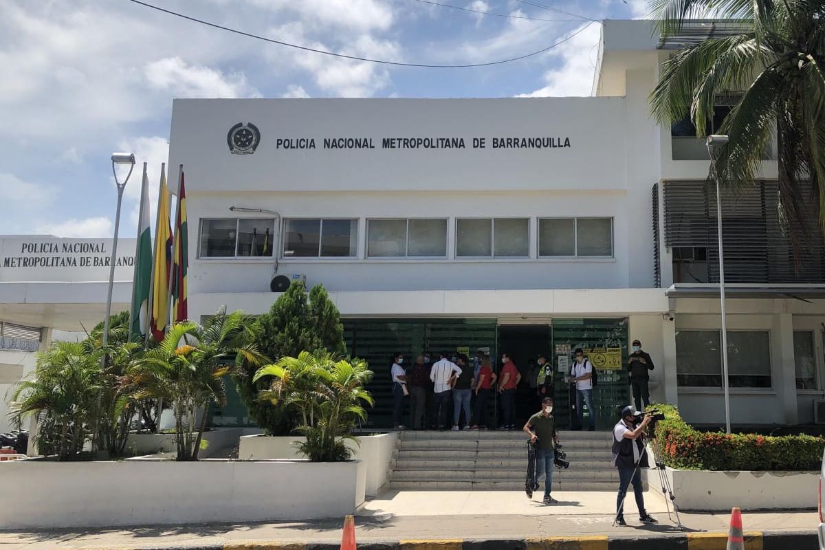 Capturan a dos patrulleros de la Policía en Barranquilla