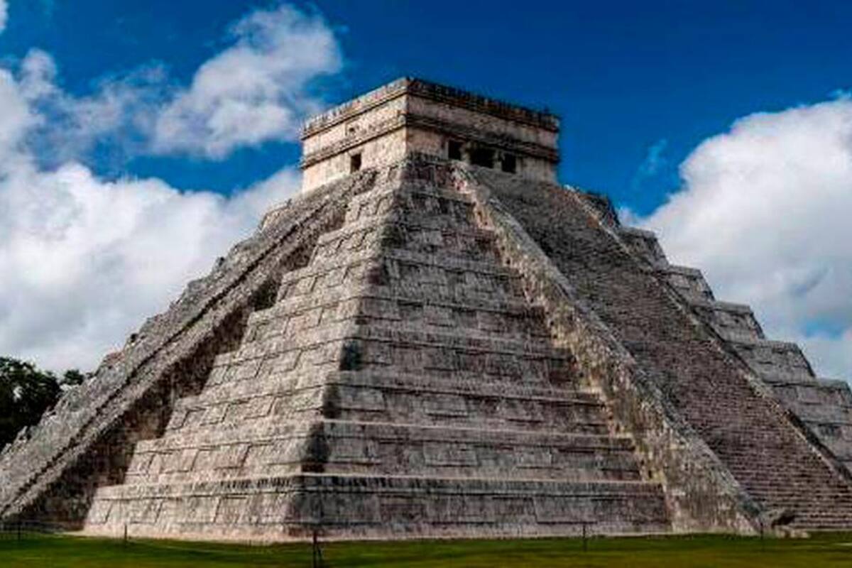 Arqueólogos descubren el monumento maya más antiguo hasta el momento
