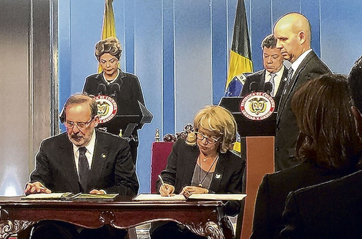 Los ministros de Comercio de Colombia, Cecilia Álvarez-Correa, y de Brasil, Armando Monteiro, firmaron el acuerdo. COLPRENSA