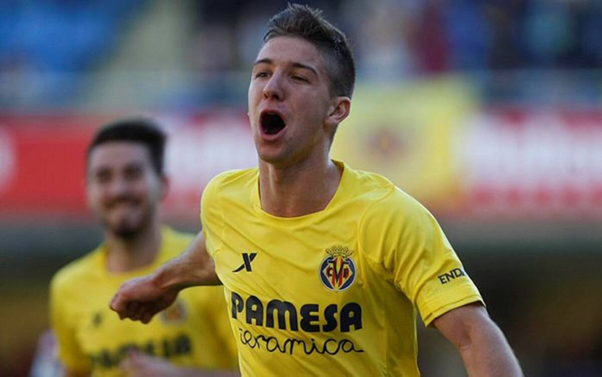 Luciano Vietto celebra uno de sus goles en el Villareal. Twitter