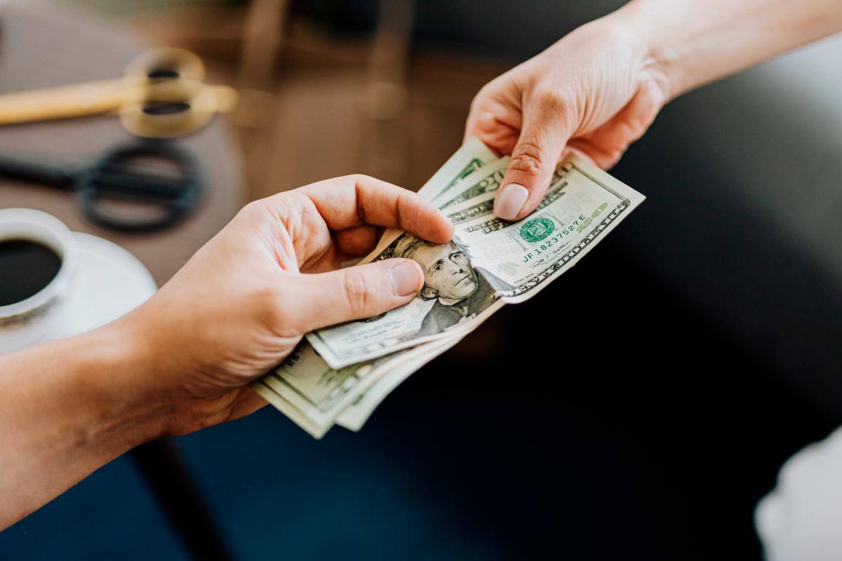 Así cerró el dólar este martes: pese a la preocupación de aumento de tasas