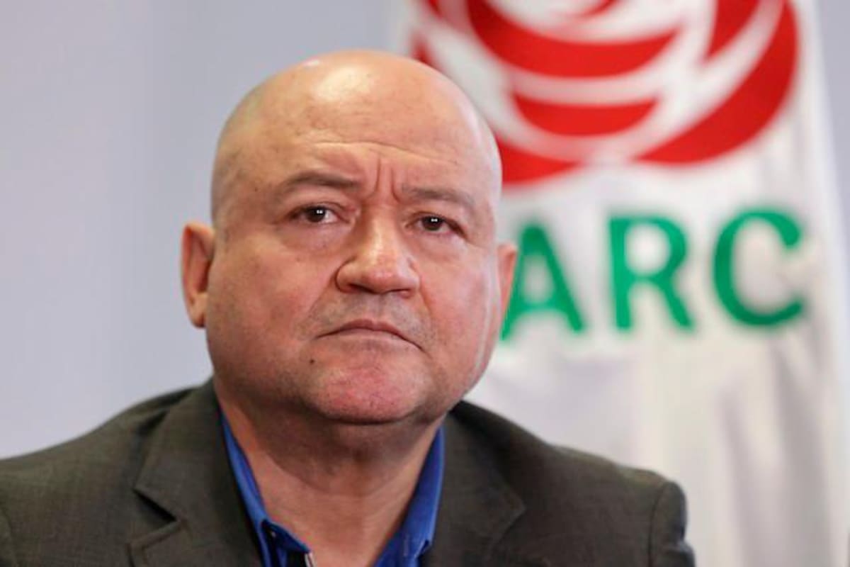 Periodista deberá retractarse por llamar violador al senador Lozada del Partido Farc