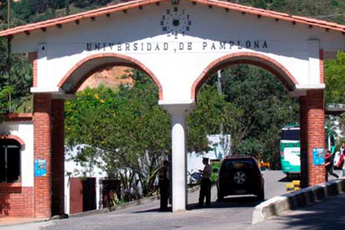 Estudiantes de la Universidad de Pamplona piden ayuda a Bolívar