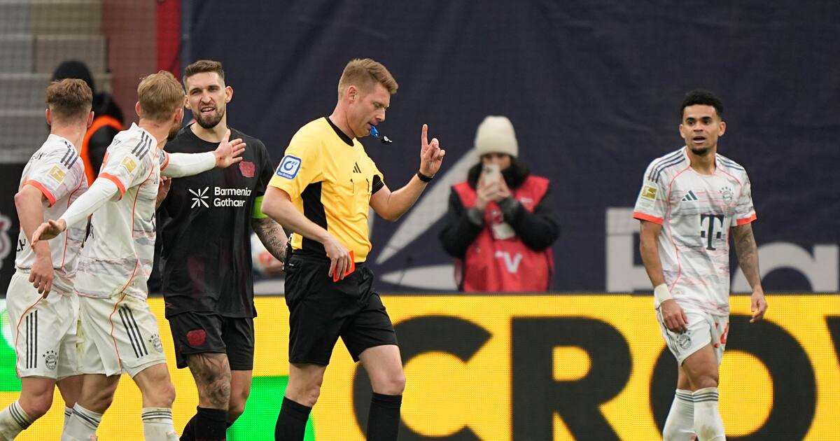 Vincent Kompany did not understand Luis Díaz's red card: harsh words from the coach