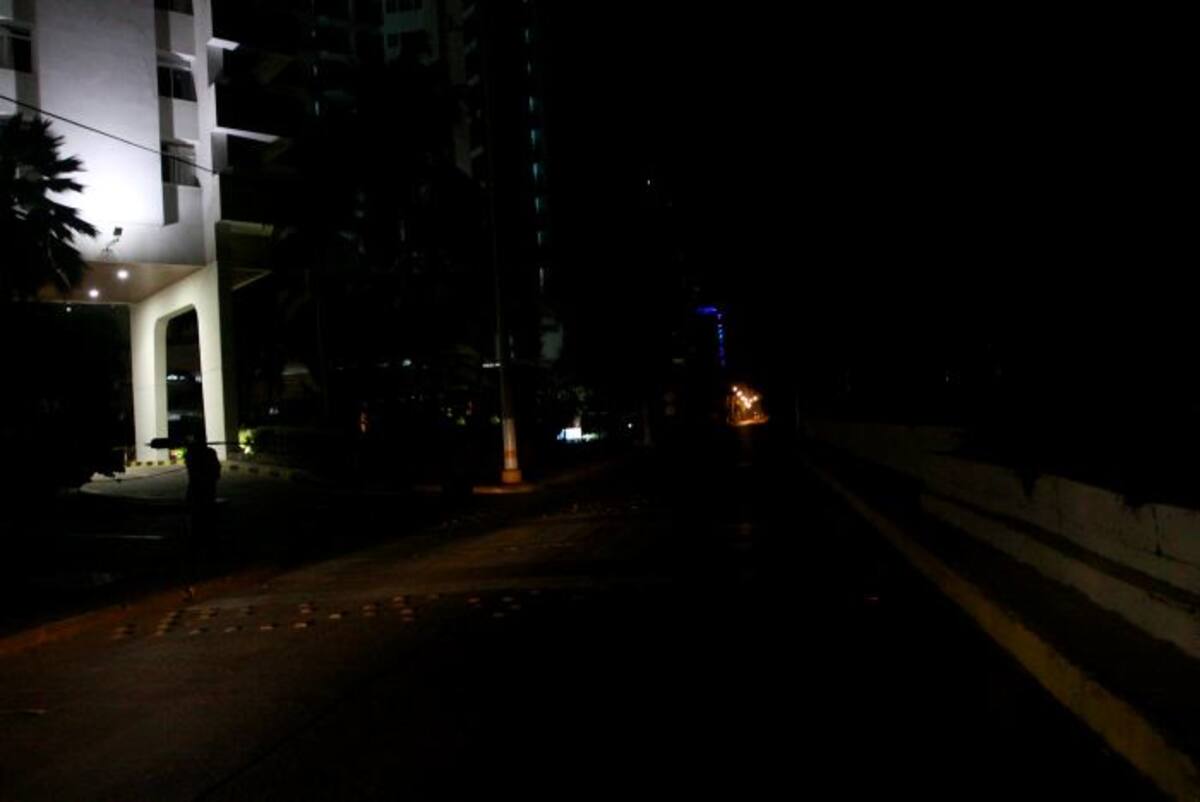 Es urgente que se repare el daño en la Carrera 1, o Avenida del Malecón, ya que esta carretera es un paso obligado para turistas y nativos en dirección a las playas de la zona. Lorena Henriquez Laborde