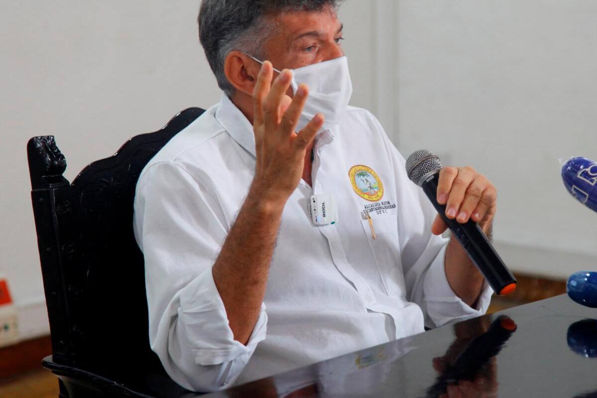 Denuncian a David Múnera por contrato de arriendo de cárcel de mujeres