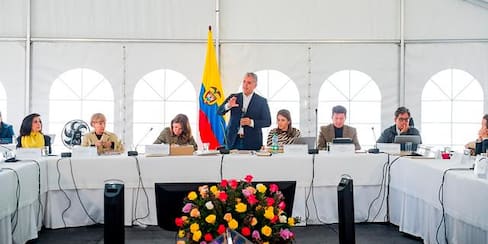 Duque pide a ministros y entidades del Ejecutivo reducir gastos