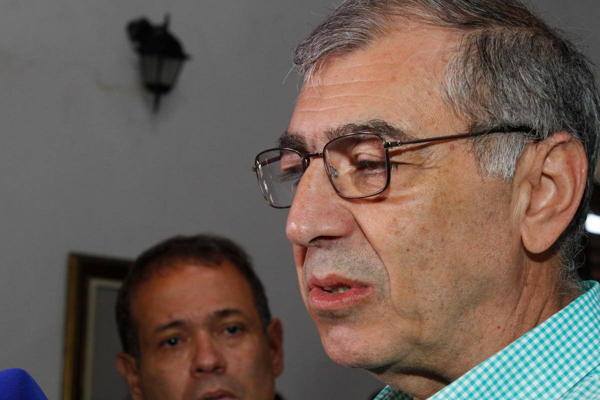 “Necesitamos es alguien que ponga camas UCI”: Dau sobre salida de Álvaro Fortich