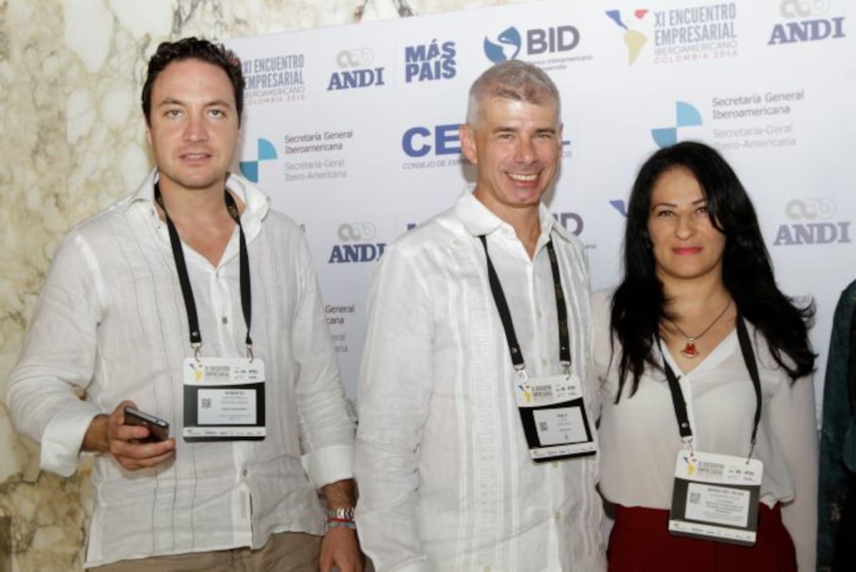 Roberto García, Pablo Vargas y María Contreras. JULIO CASTAÑO-EL UNIVERSAL.