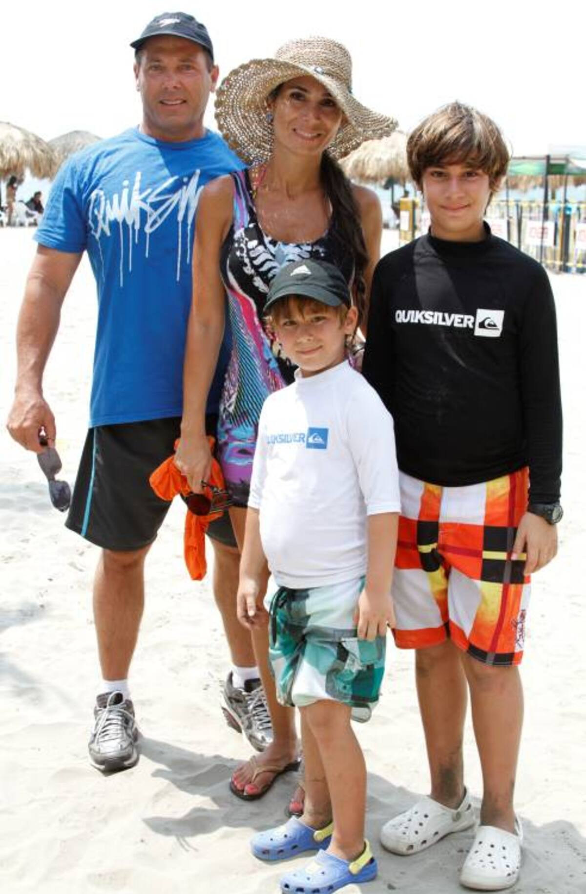 Carlos Fernández, Marta Nassar, Daniel Fernández y Carlos Andrés Fernández, de Barranquilla. fotos Maruja Parra/El Universal/