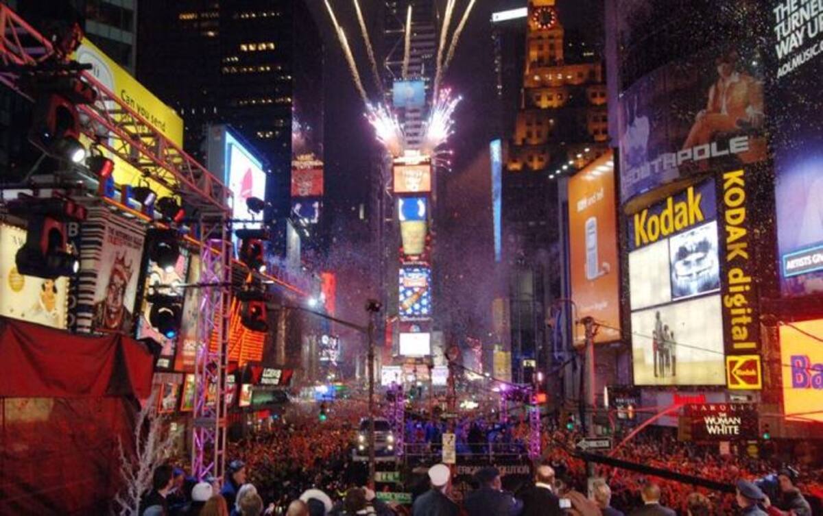 En Times Square se esperan unos dos millones de visitantes, para decir adiós a 2017. AP.