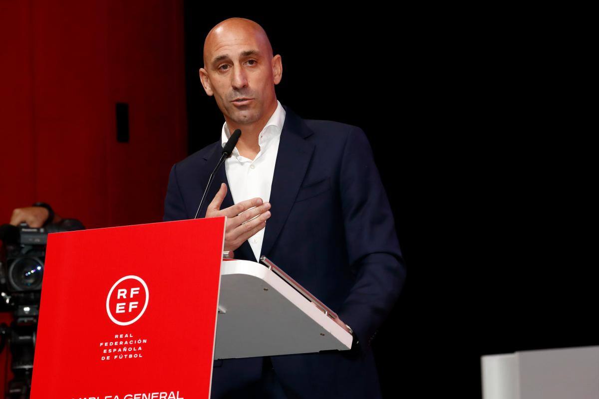 Luis Rubiales anuncia que no dimite como presidente de la RFEF