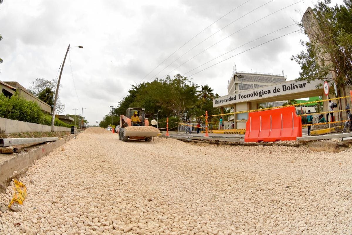 Avanzan obras en las vías por donde circulan rutas de Transcaribe