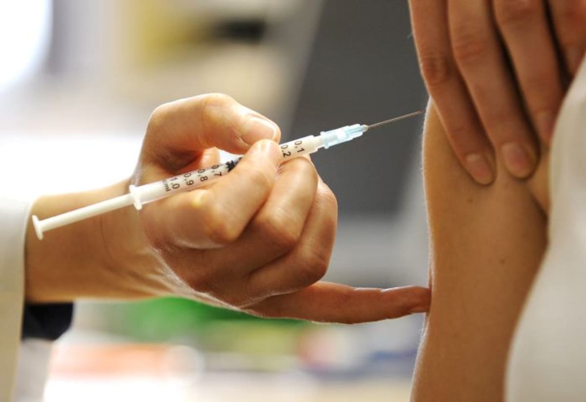 Las mujeres que están entre los 15 y los 49 años se deben vacunar contra el tétano hasta completar las cinco dosis.