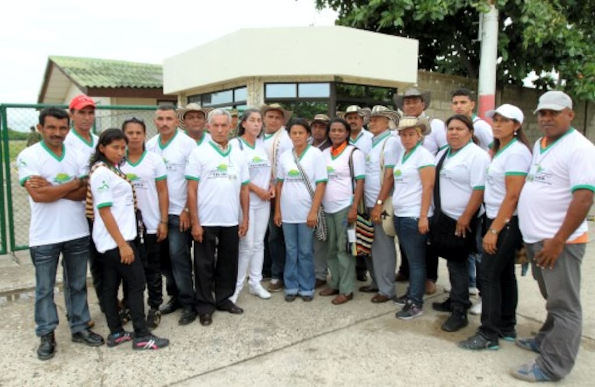 Grupo de campesinos de Montes de María, antes de viajar a Bogotá. AROLDO MESTRE- EL UNIVERSAL
