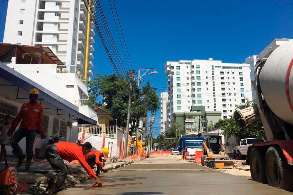 Empieza fundición en obras de Transcaribe en Manga