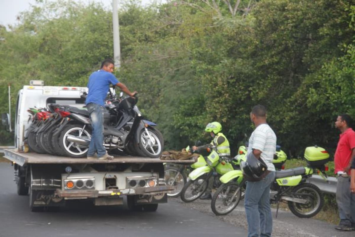Si ustes es sorprendido circulando en motocicleta, prepare el bolsillo porque deberá pagar una multa de medio salario mínimo mensual. //Foto archivo
