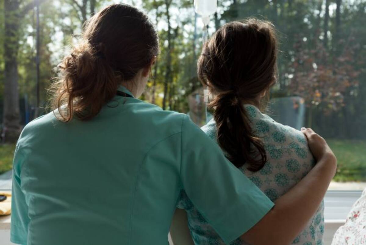 Todo cuidador sufre consecuencias psicológicas. 123RF