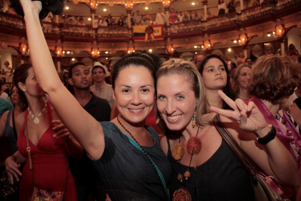 María Piedrahíta y Yamile Cardona.