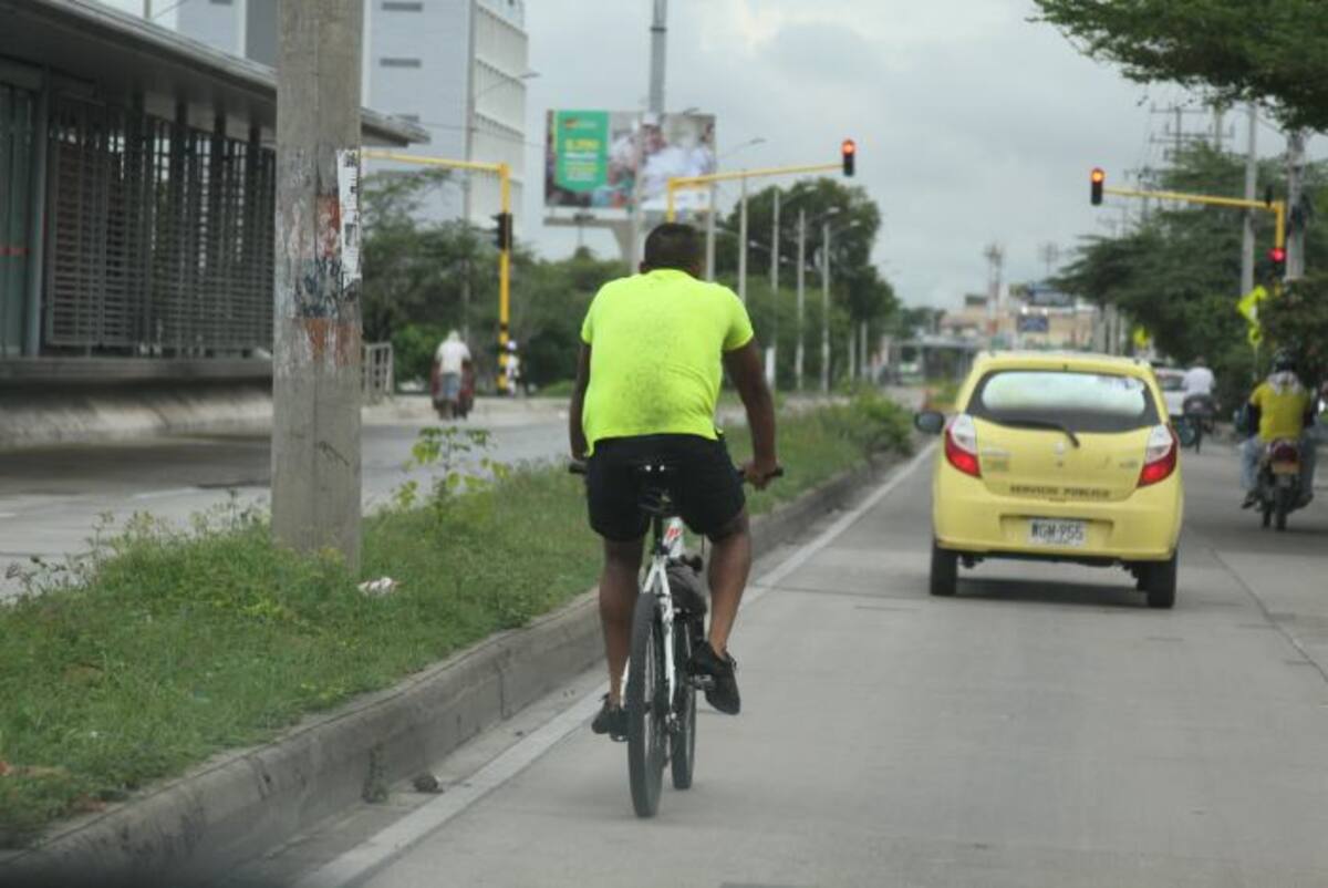 Algo que preocupa a los cartageneros es la falta de ciclorrutas en Cartagena. Oscar Díaz - El Universal.