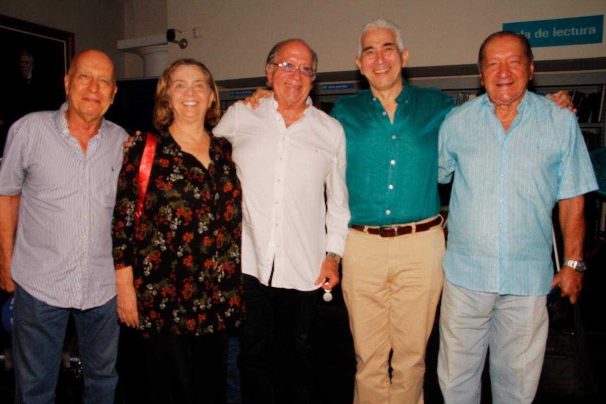 Emigdio Morales, Rosario Ricardo, Willy Martínez, Jaime Bonet y Víctor Estevez.