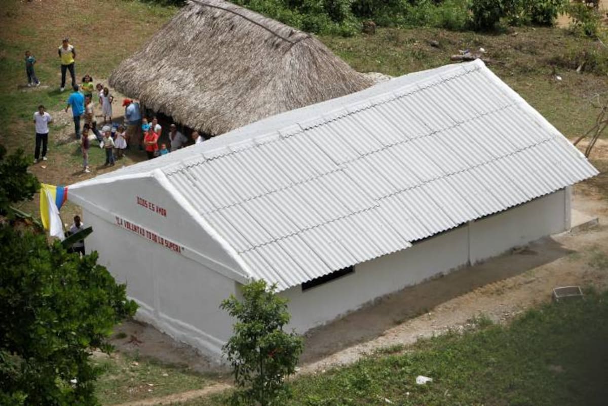 Vista área de la escuela de Guamanga. JULIO CASTAÑO - EL UNIVERSAL