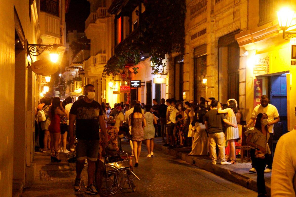 Asobares solicita eliminar exigencia del carnet de vacunación