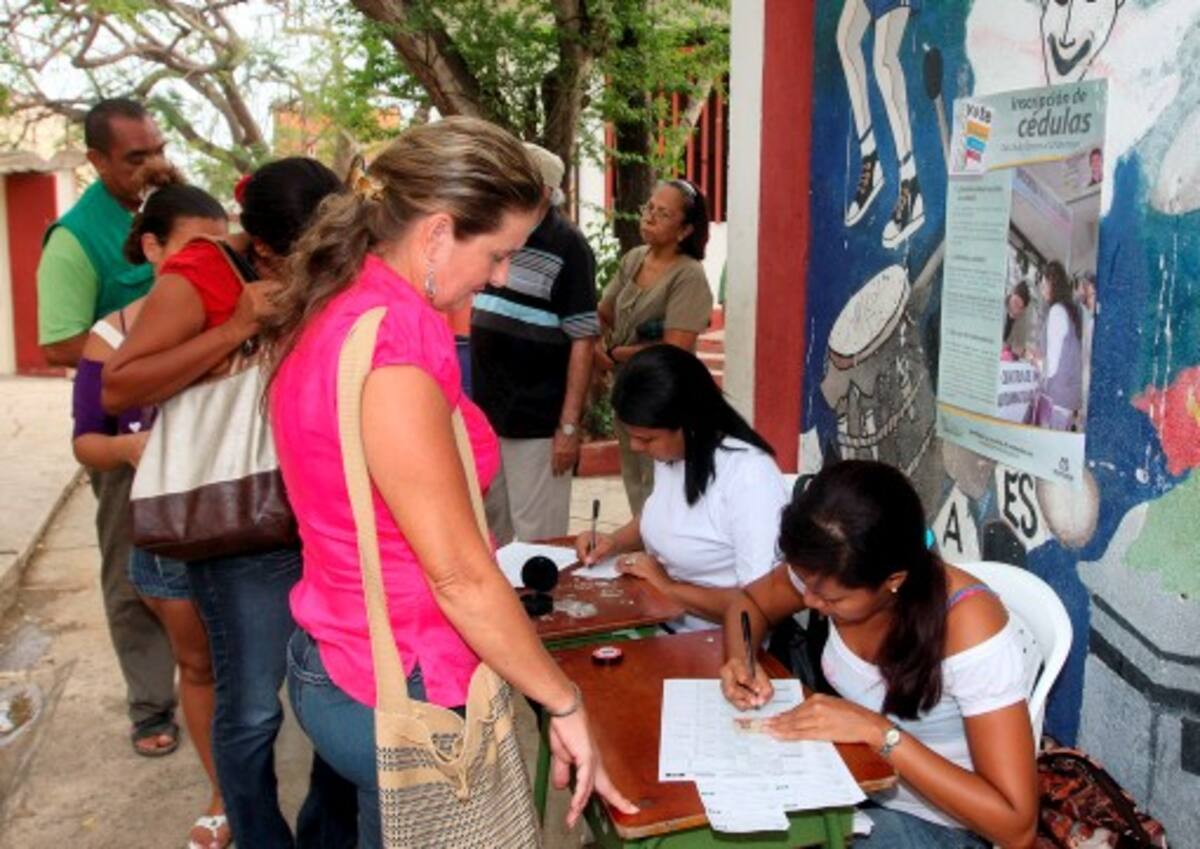 El trámite de la inscripción de la cédula es personal, ya que exige la impresión de la huella dactilar, requisito indispensable para validar el proceso. ÓSCAR DÍAZ