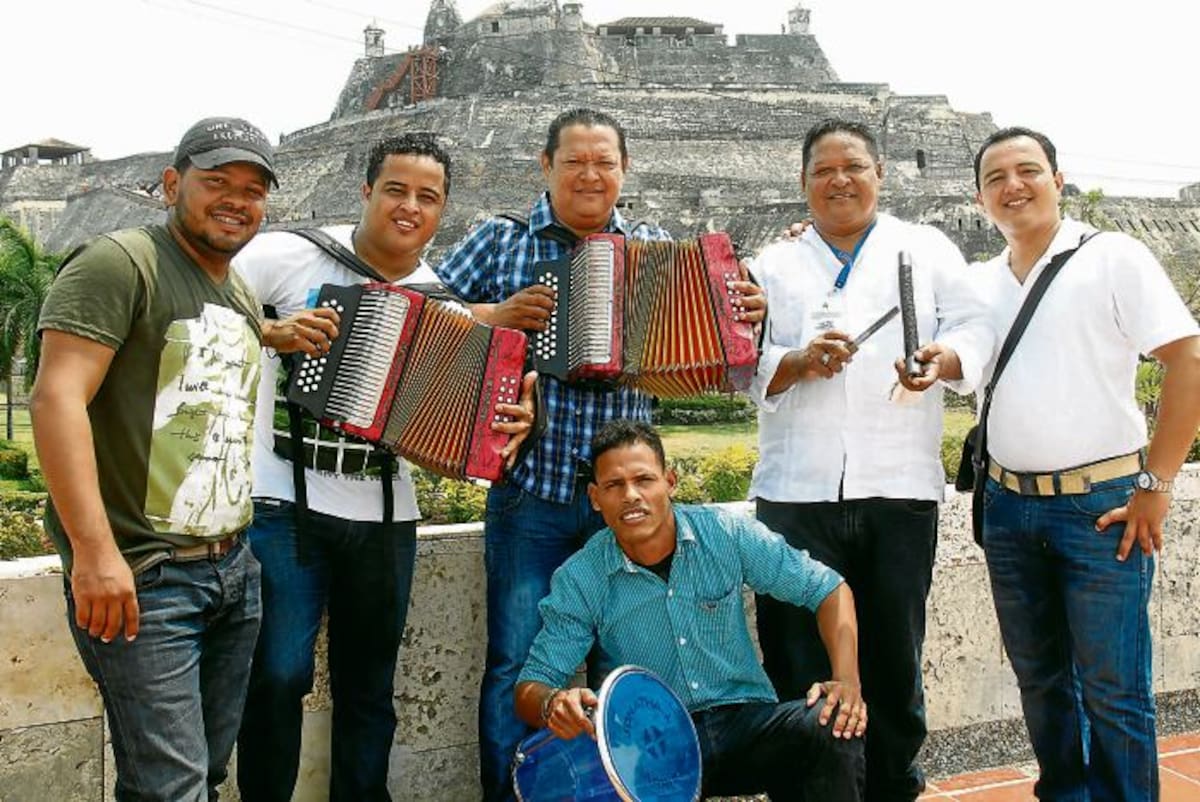 Acompañados de su conjunto, cada acordeonero tendrá 5 minutos para demostrar su talento. Kailline Giraldo/ El Universal