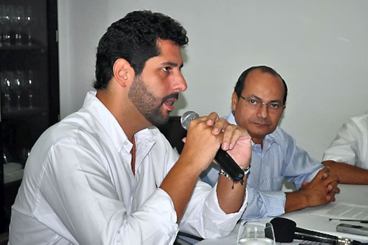 Dionisio Vélez y Miguel Raad Hernández.