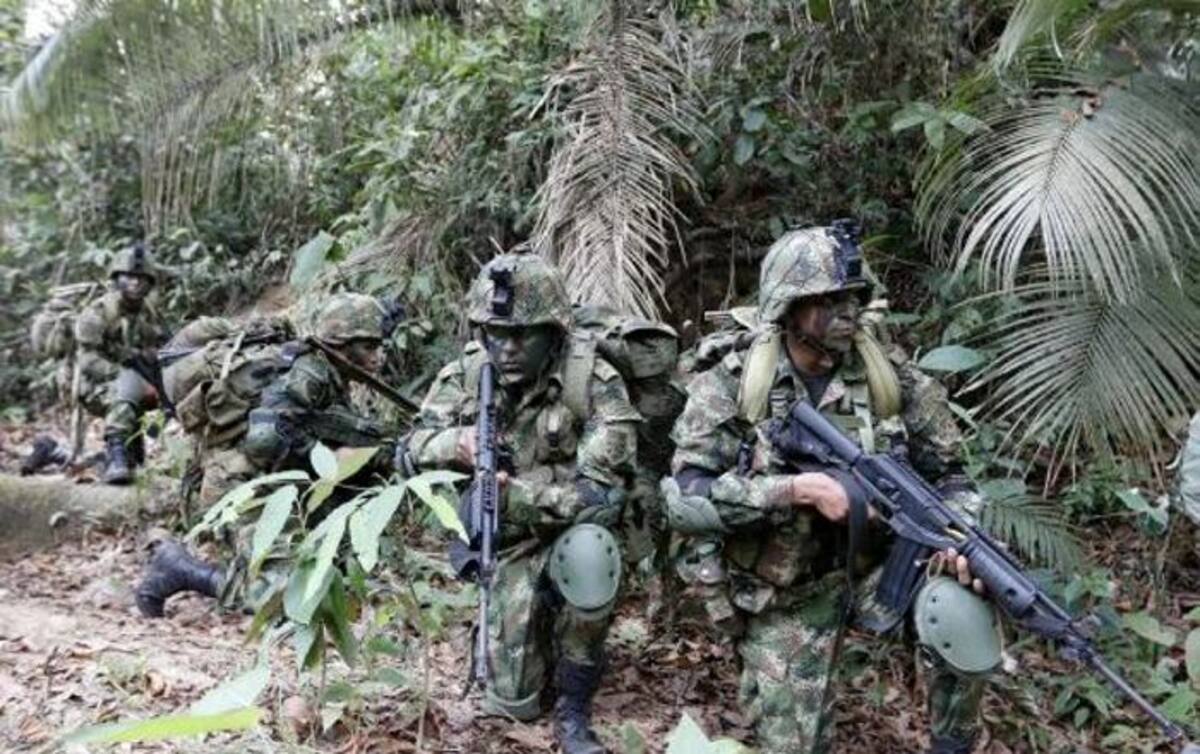 El Ejército permanece en la zona. FOTO CORTESÍA Donaldo Zuluaga Velilla