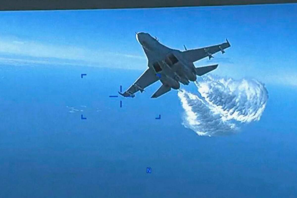 Video: así fue el incidente entre el caza ruso y el dron de EE. UU.