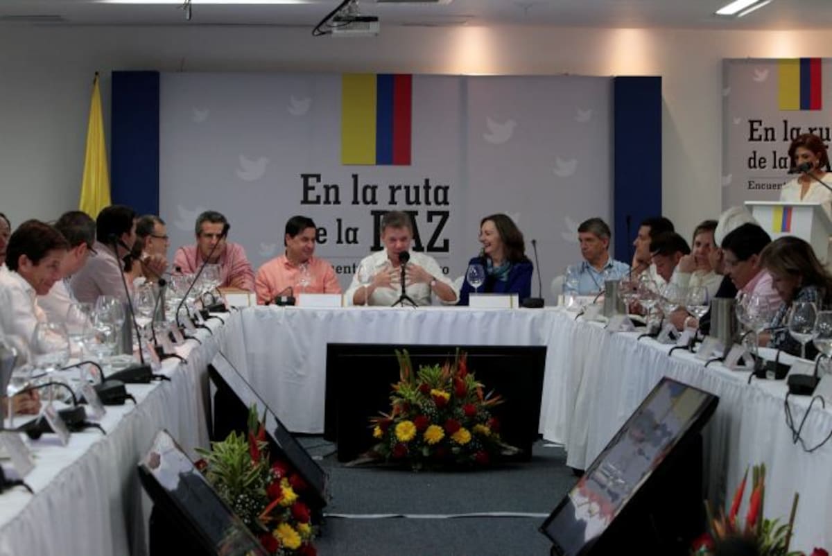 El presidente colombiano Juan Manuel Santos y las FARC destacaron el viernes el acuerdo de blindaje jurídico y político del proceso de paz. EL UNIVERSAL