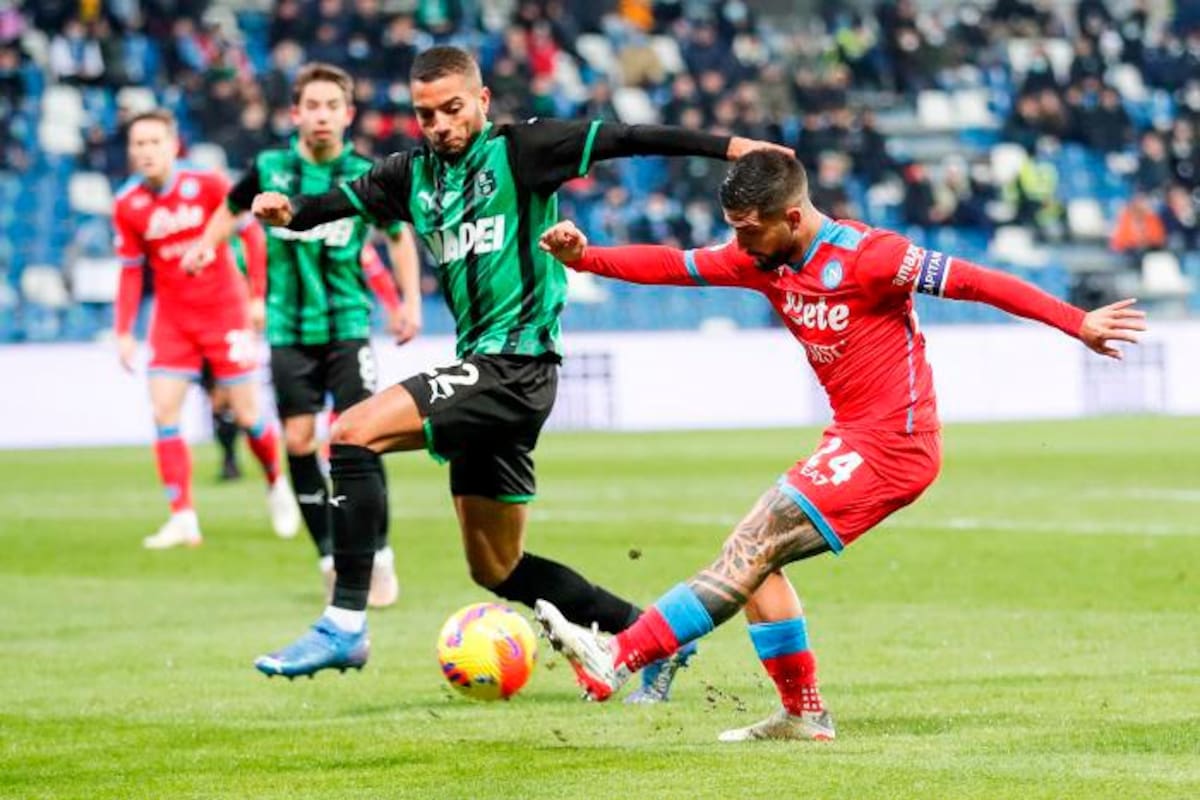 Napoli empató pero mantuvo el liderato en Italia