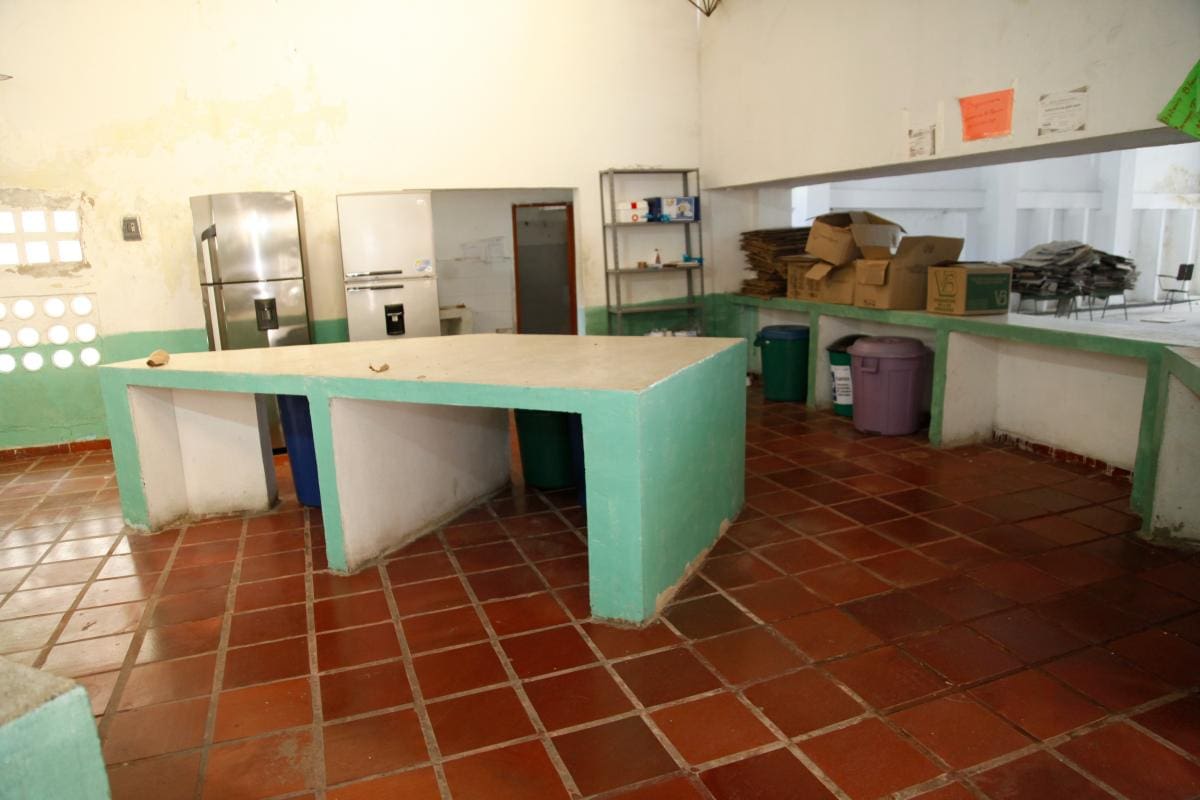 Estado de la cocina de la sede principal de la Institución Educativa Nuevo Bosque. // FOTO: Aroldo Mestre Alcántara
