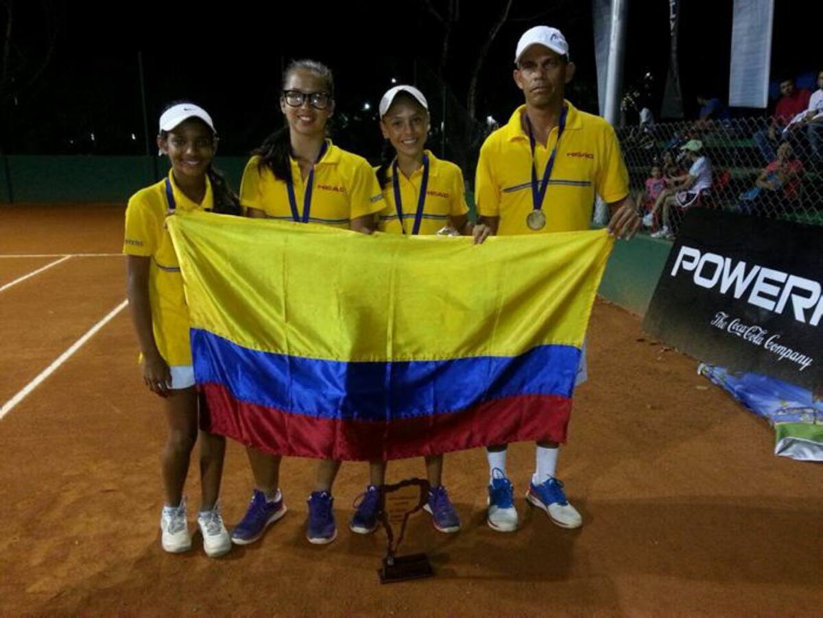 Equipo de Colombia de Tenis, María A. Guerrero, Nikole Martínez y Gabriela Giraldo. Cortesía