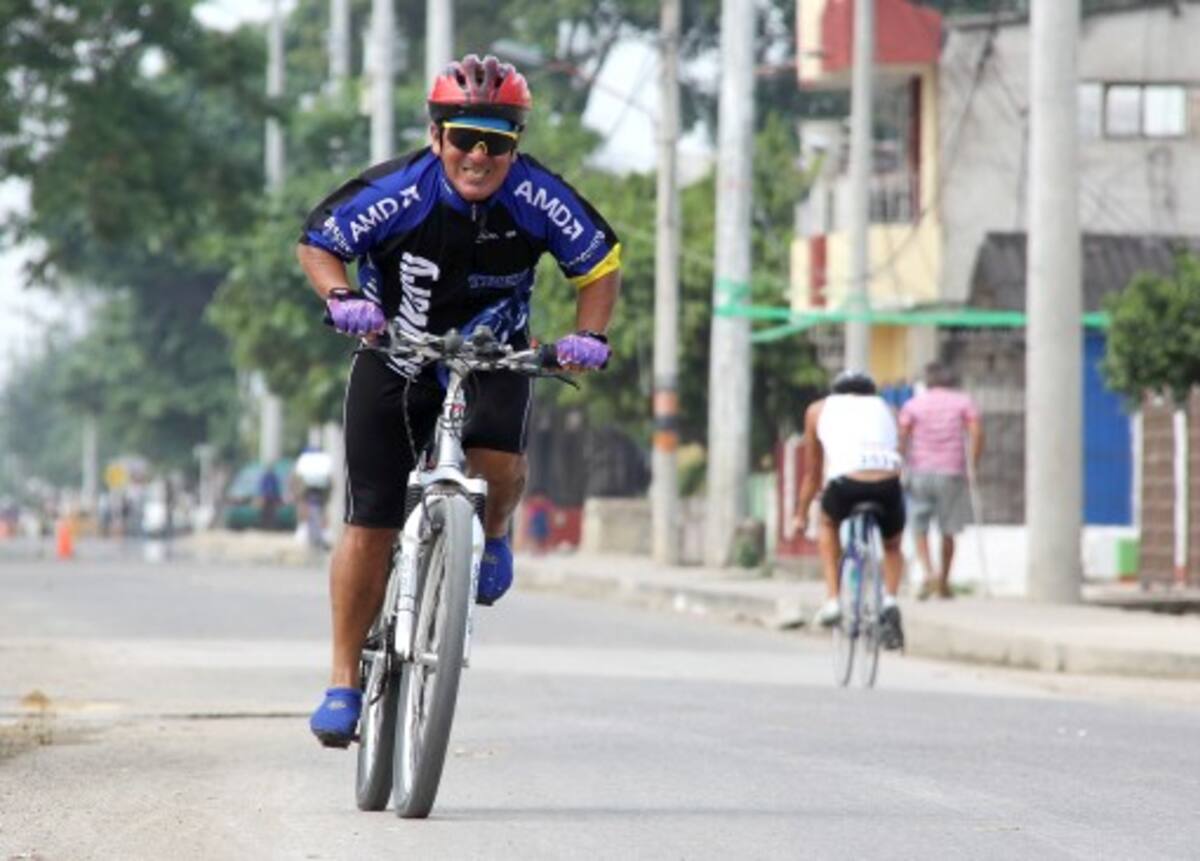 La Unidad Deportiva Fidel Mendoza tuvo acción el fin de semana con la última válida del año en la disciplina del triatlón.