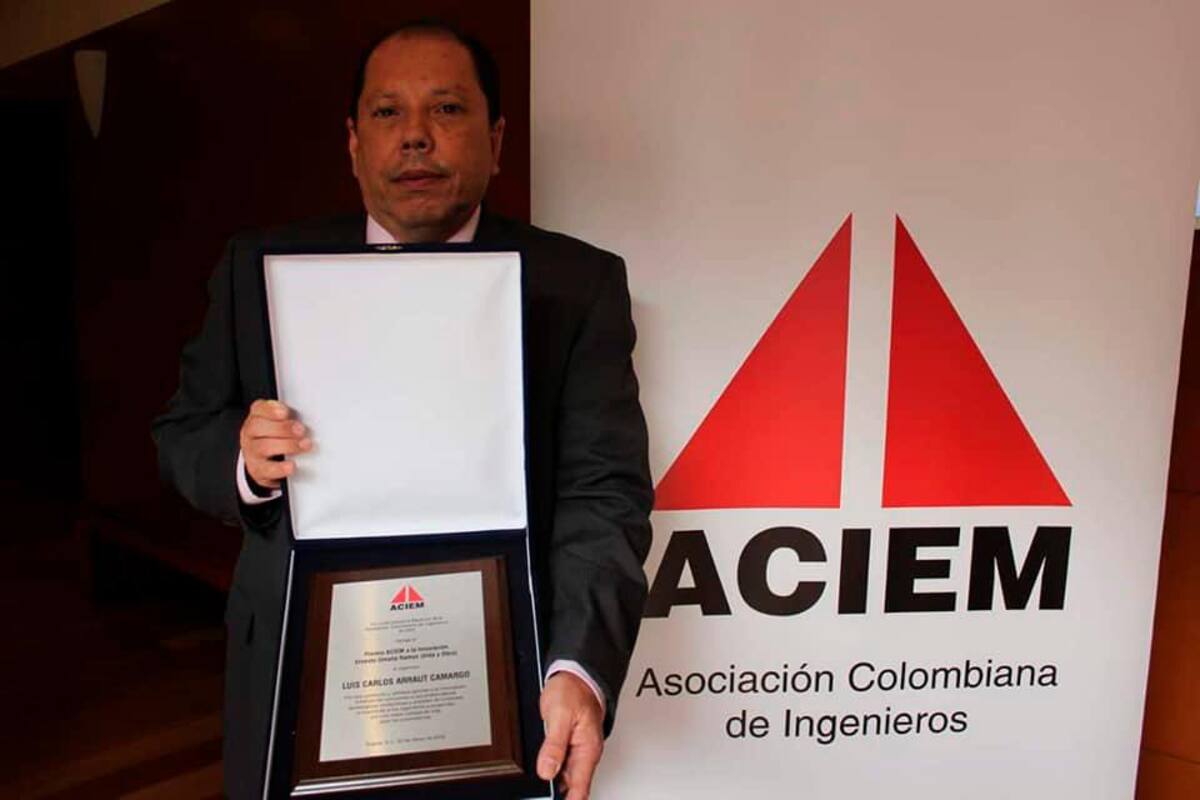 La Asociación Colombiana de Ingenieros reconoce a docente de la UTB