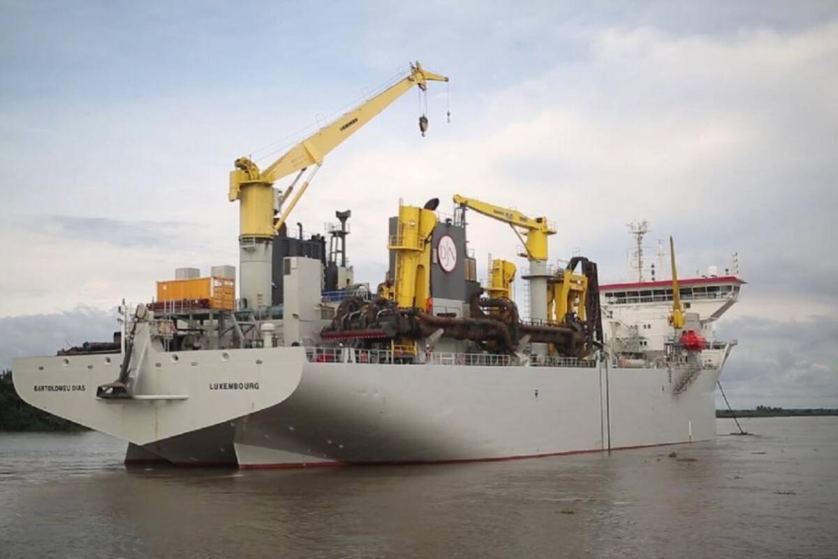 Draga Bartolomeu Dias mantiene el calado estable en Puerto de Barranquilla