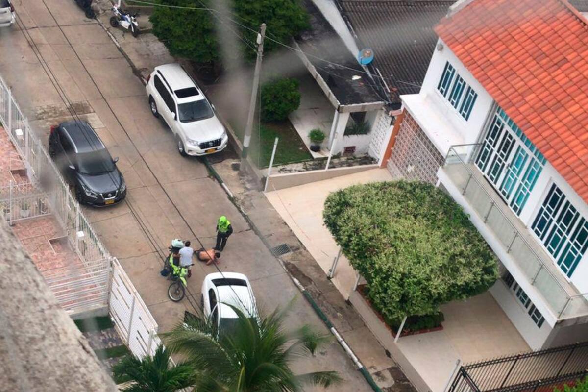 Video: capturan a presuntos fleteros tras robo de bolso en Manga