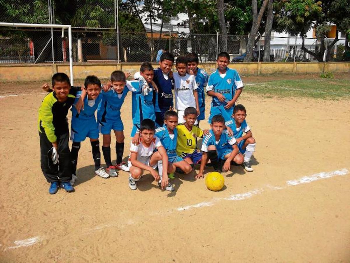 Niños de la escuela de fútbol Surigol que participaron en la jornada de fútbol menor en Montería. FOTOS: EL UNIVERSAL MONTERÍA