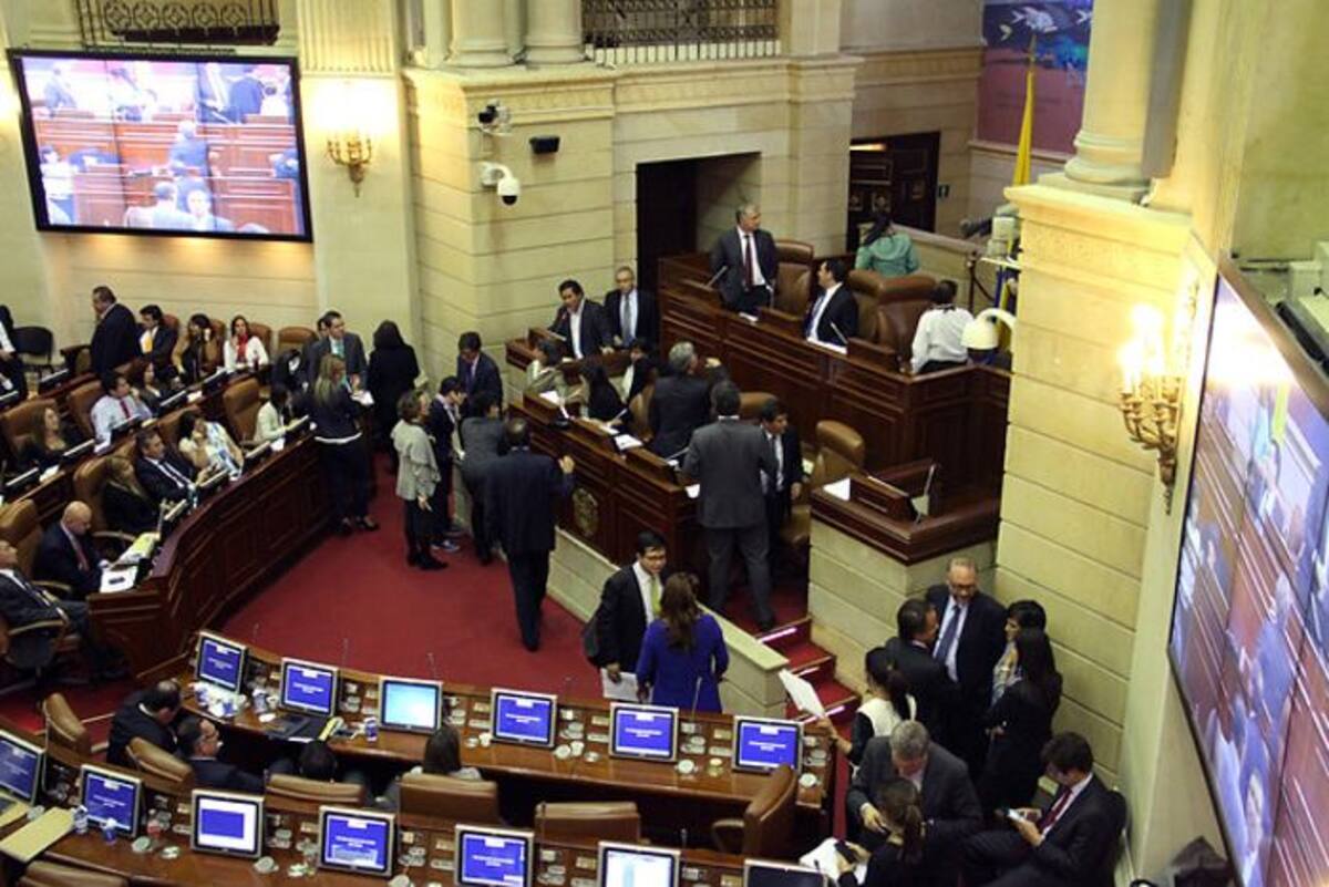 Debate en plenaria del Senado de la República. COLPRENSA