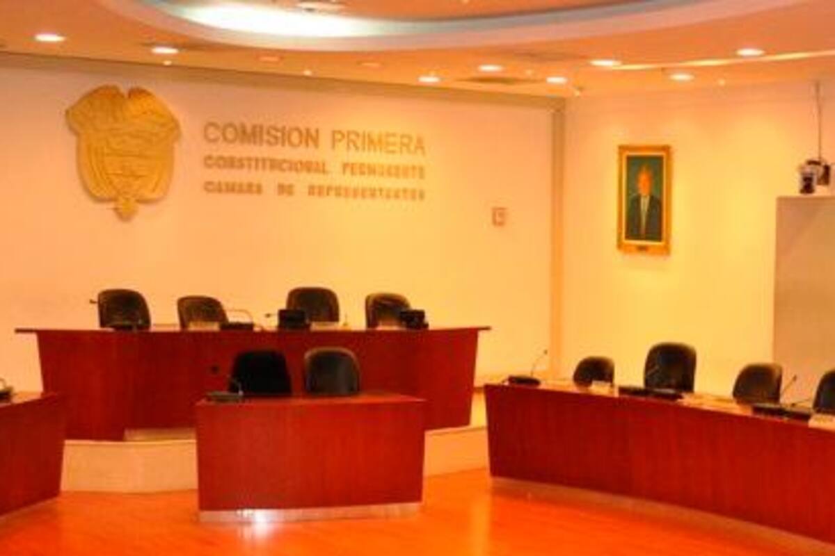 Comisión Primera deberá tramitar reforma a la salud alternativa a la del Gobierno